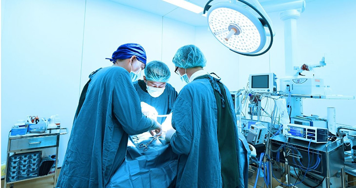 La cirugía bariátrica es segura y eficaz en pacientes con enfermedad hepática avanzada